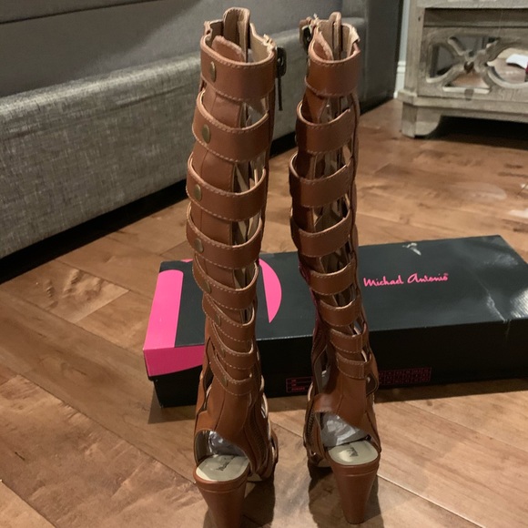 Michael Antonio Kimiko Gladiator Heels! - Picture 3 of 5
